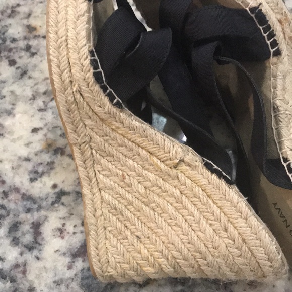 GUC 5 inch Old Navy Espadrilles Size 7 - Picture 6 of 6